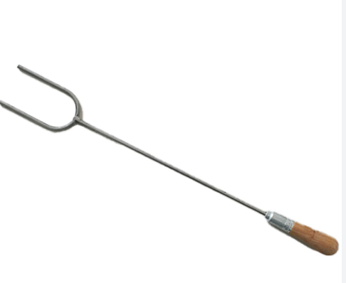 Forks used to feed products into the annealing kiln