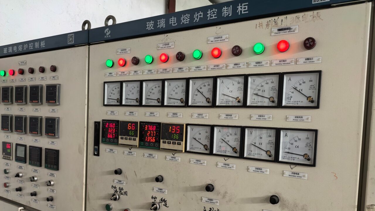 Common Questions and Solutions in Molten Glass Pressing (1)