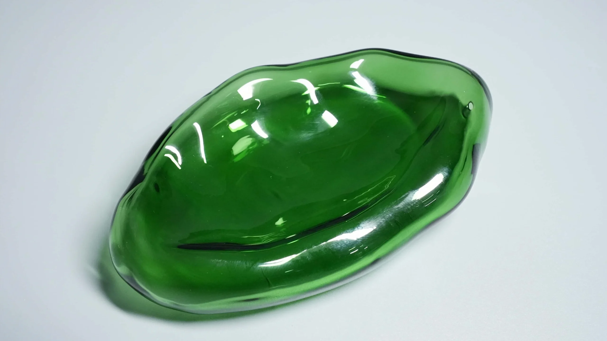 Custom Glass Incense Burners for Wellness and Home Fragrance Brands (1)