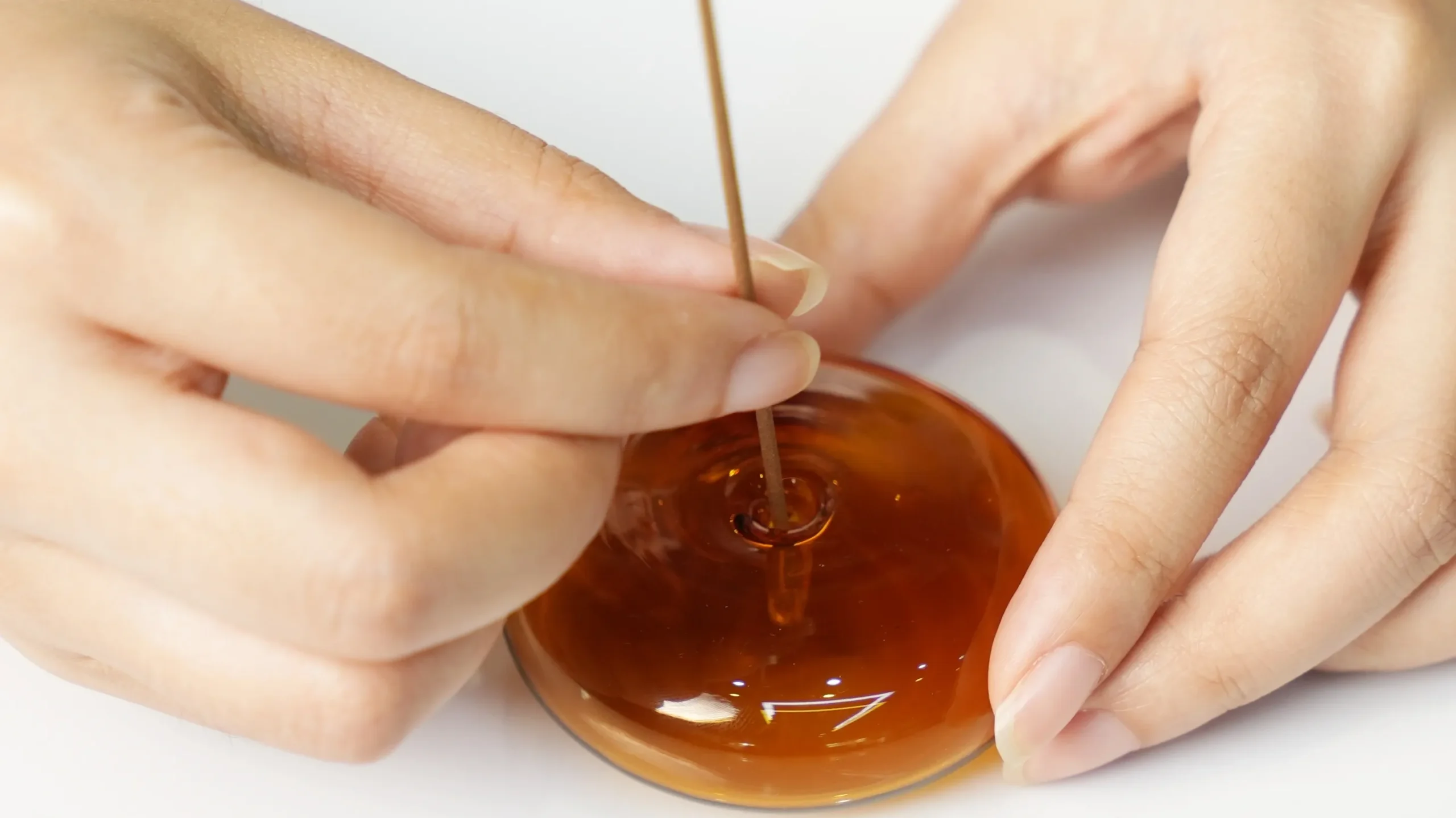 Custom Glass Incense Burners for Wellness and Home Fragrance Brands (2)