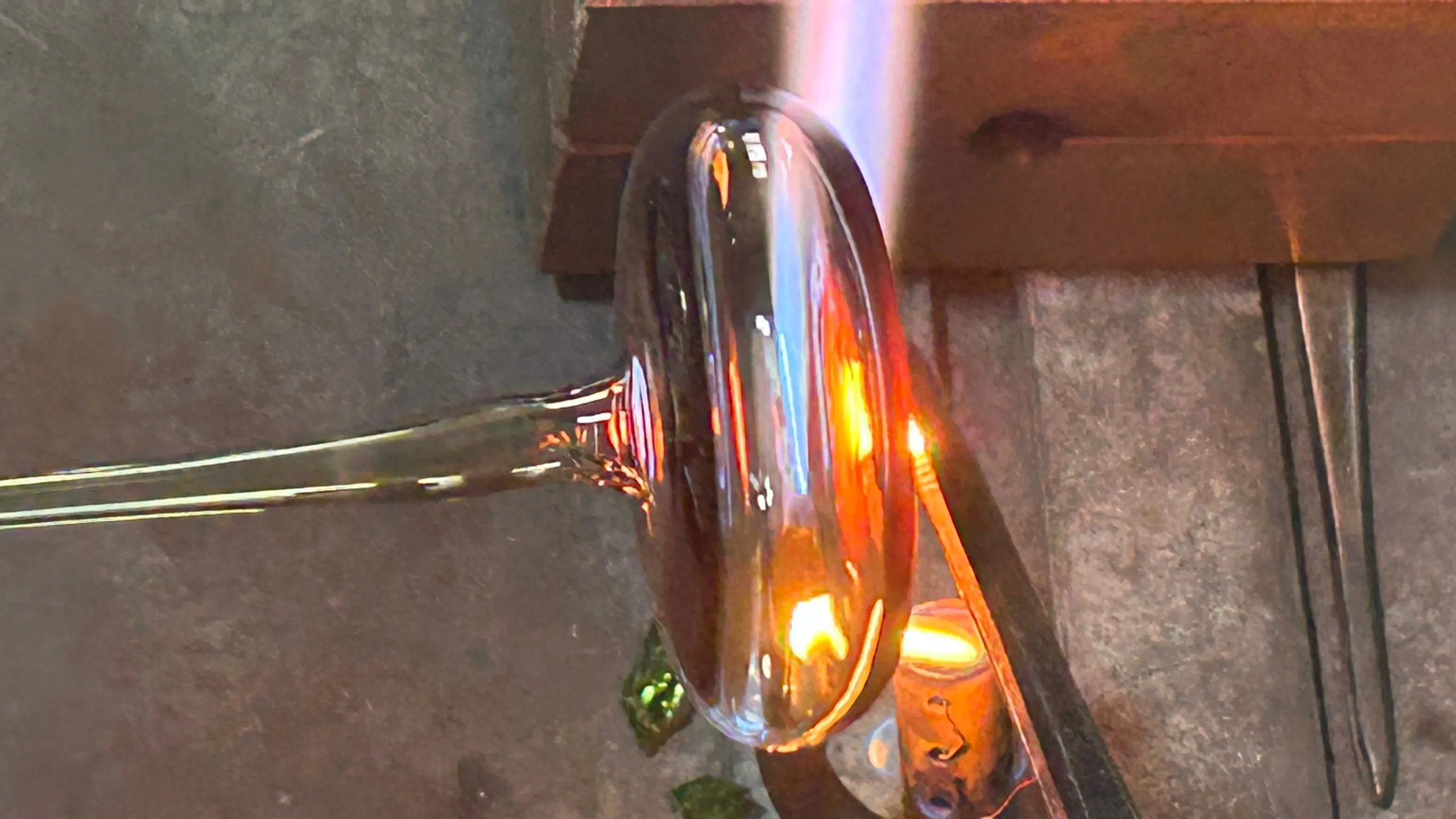 Custom Glass Incense Burners for Wellness and Home Fragrance Brands (3)