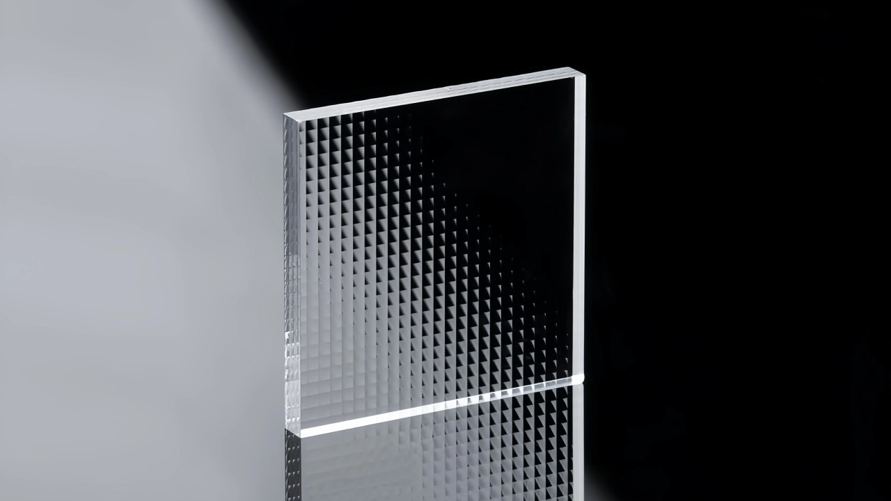 Fly-Eye Glass Lens Arrays for High-Power Stage Lighting (1)