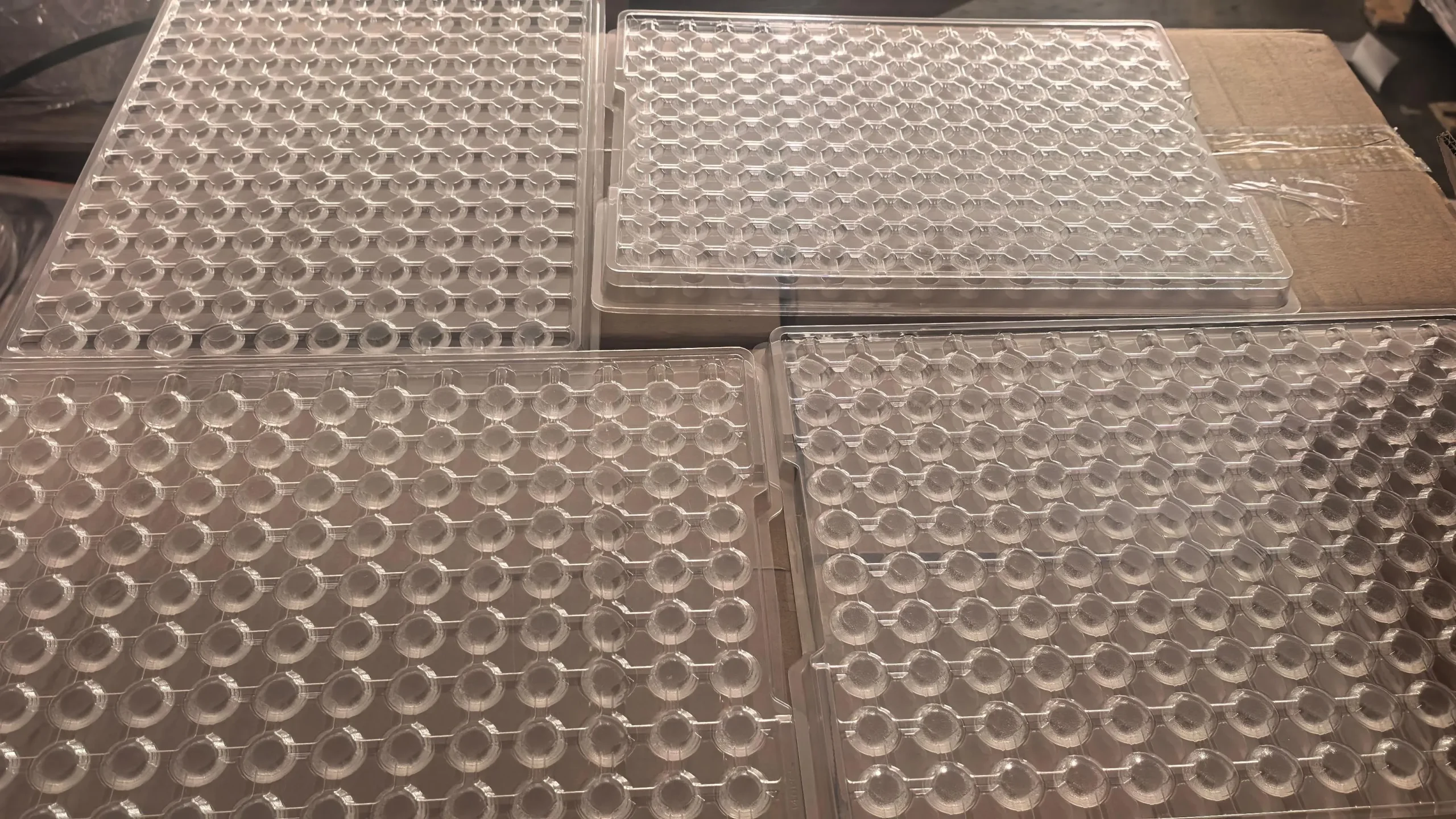 Micro-Textured Anti-Glare Glass Lenses for LED Lighting (1)
