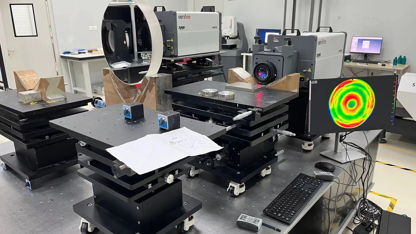 Zygo interferometry equipment in the BO-Glass metrology area
