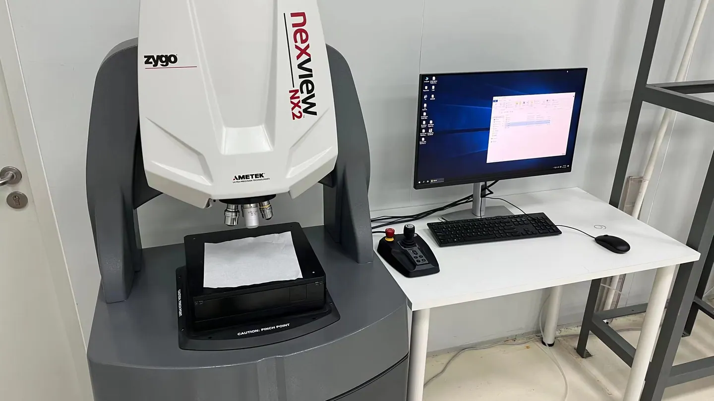Zygo Nexview NX2 non-contact optical profiler in the BO-Glass inspection area